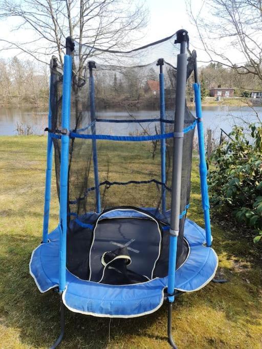 Ferienhaus Blauer See Mit Optionalem Hot-Tub بوكهورن المظهر الخارجي الصورة